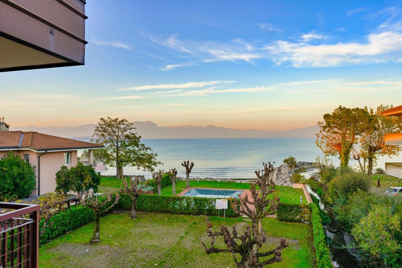 Casa Lugana 19 - Monolocale Con Piscina Direttamente A Lago Sirmione Exterior foto